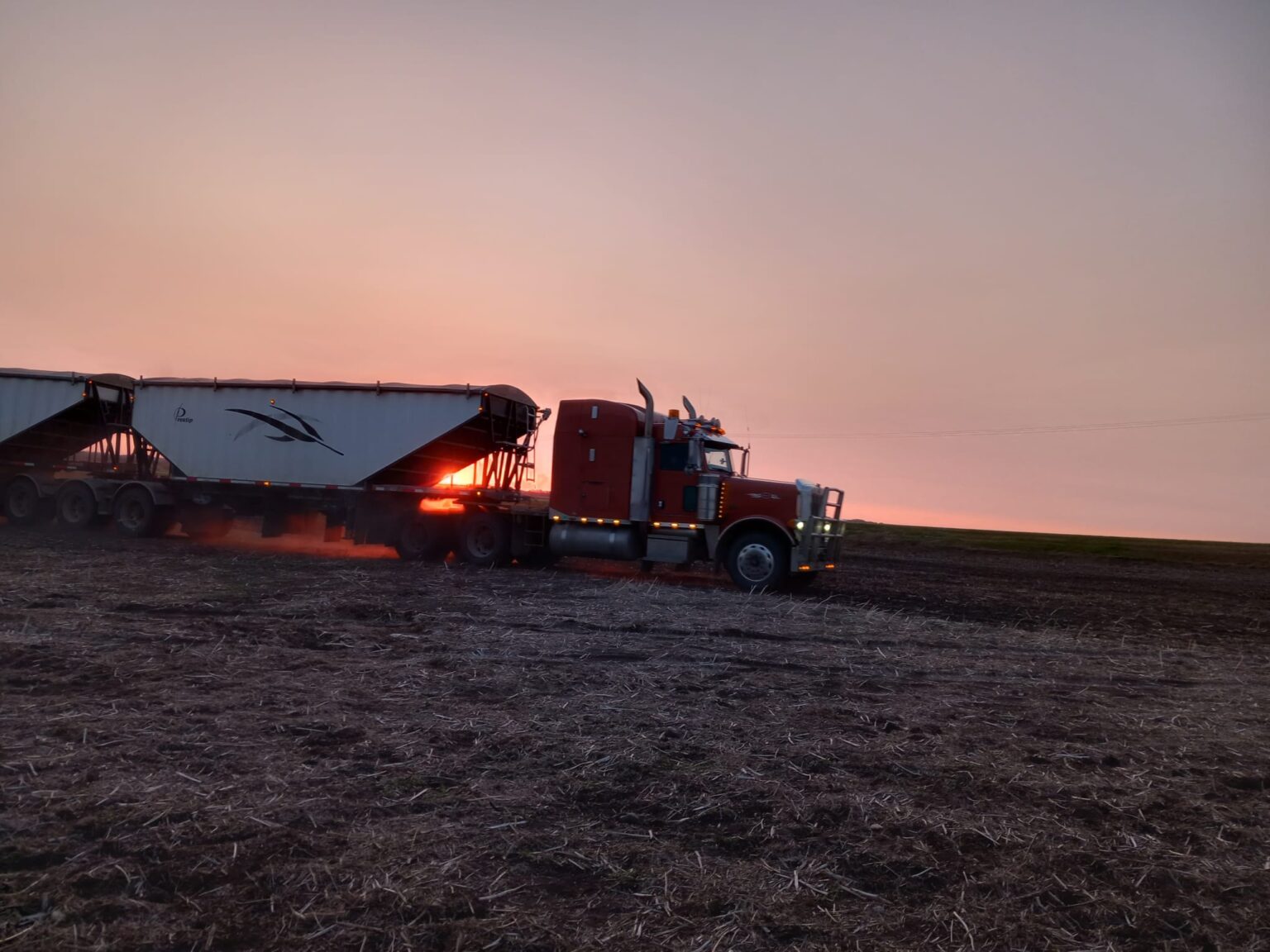 Norenda AG Grain Truck